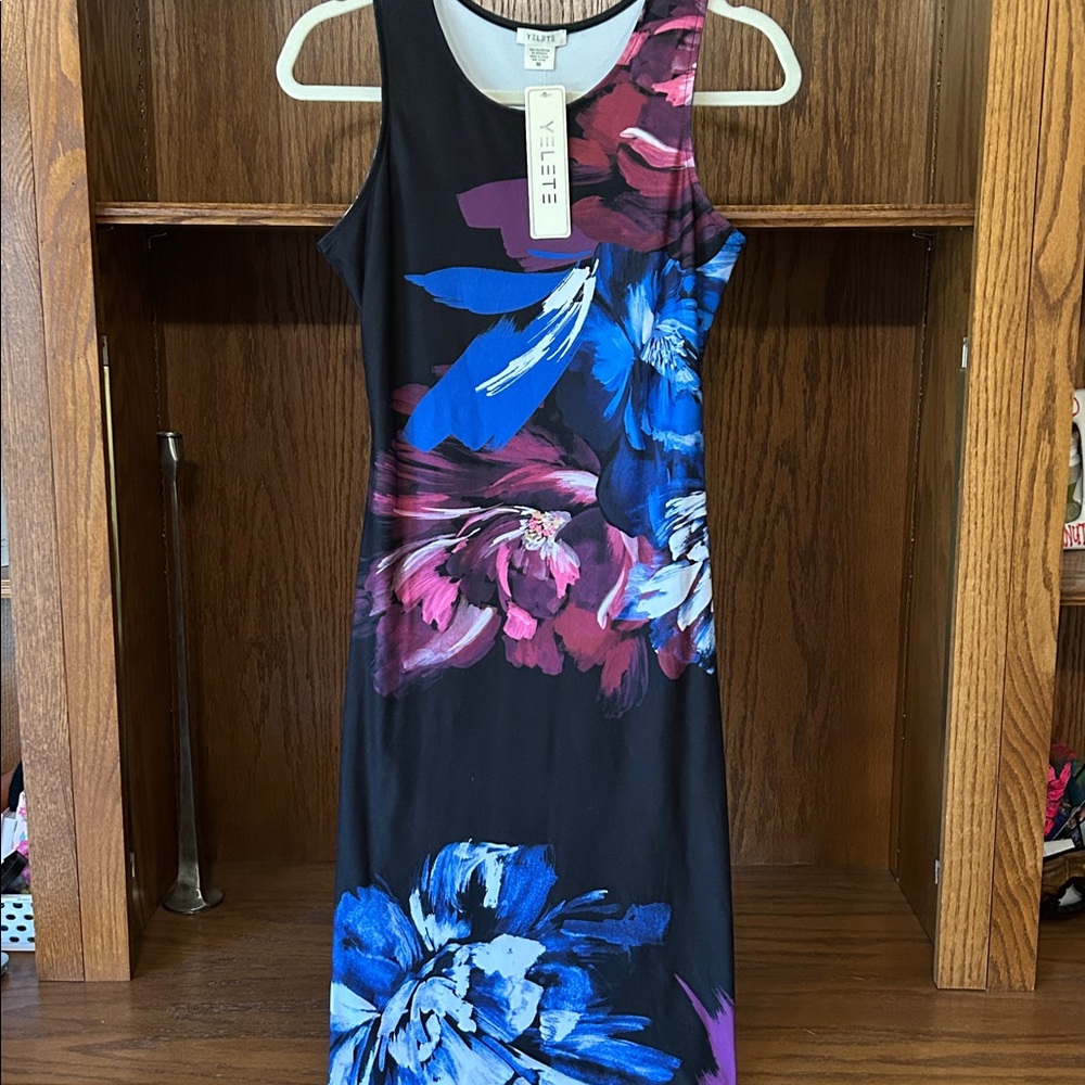 NWT Floral tank midi dress medium